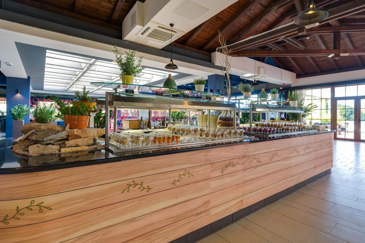 Tar-Vabriga Valamar Tamaris Resort מראה חיצוני תמונה