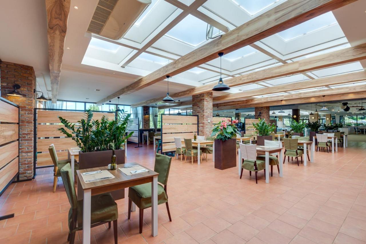 Tar-Vabriga Valamar Tamaris Resort מראה חיצוני תמונה