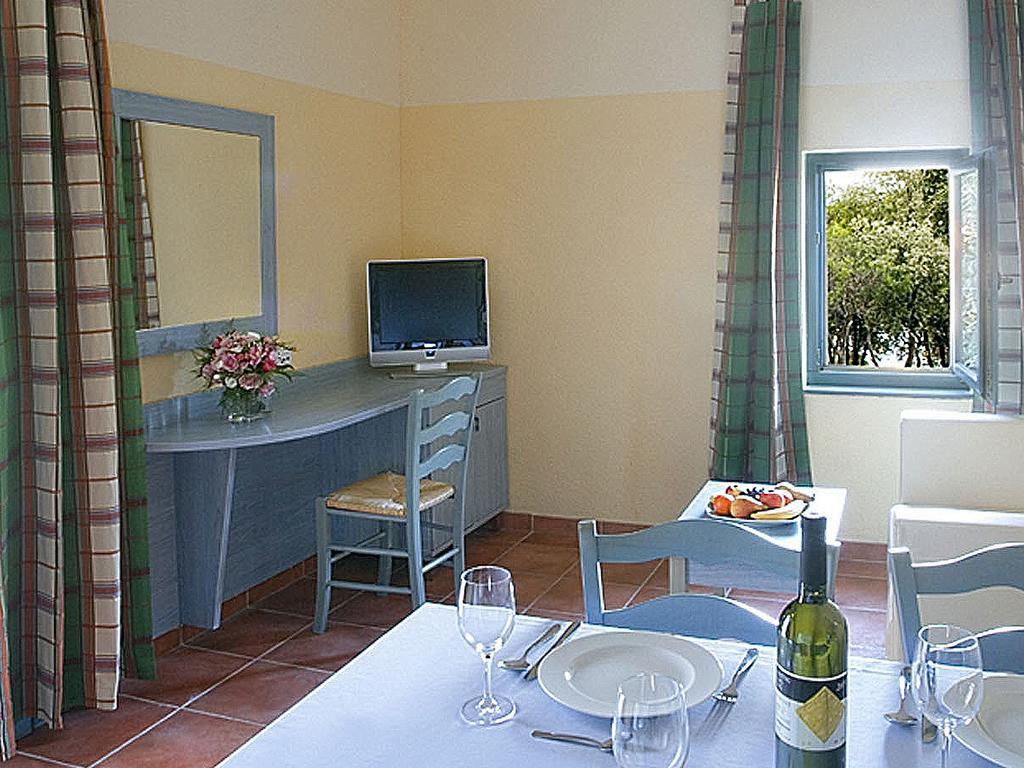 Tar-Vabriga Valamar Tamaris Resort חדר תמונה